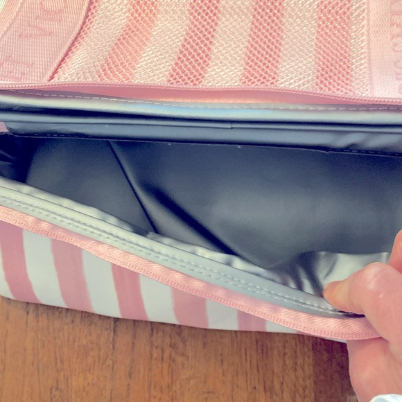 NWT Victoria’s Secret striped tote bag in canvas with cooler on the bottom - Picture 3 of 5